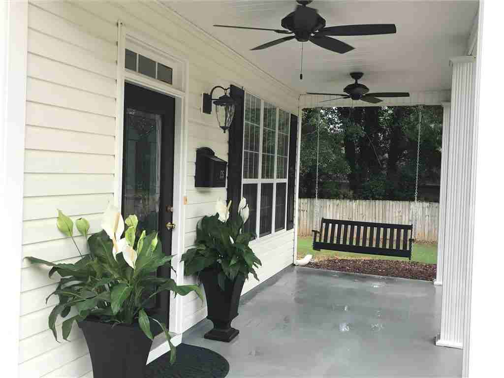 135 Prospect St - Photo 2 of 34