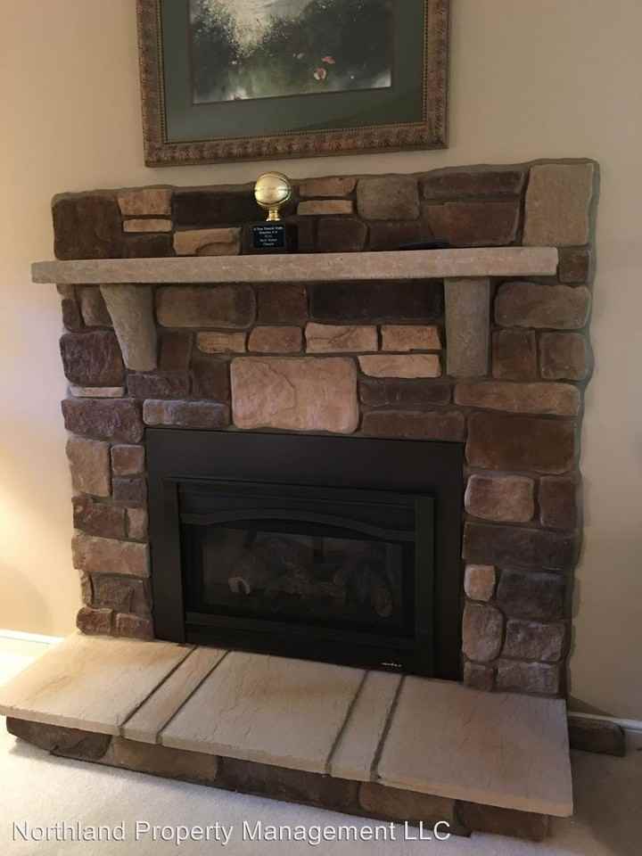 12055 S Woodwinds Cir #22 - Photo 3 of 32