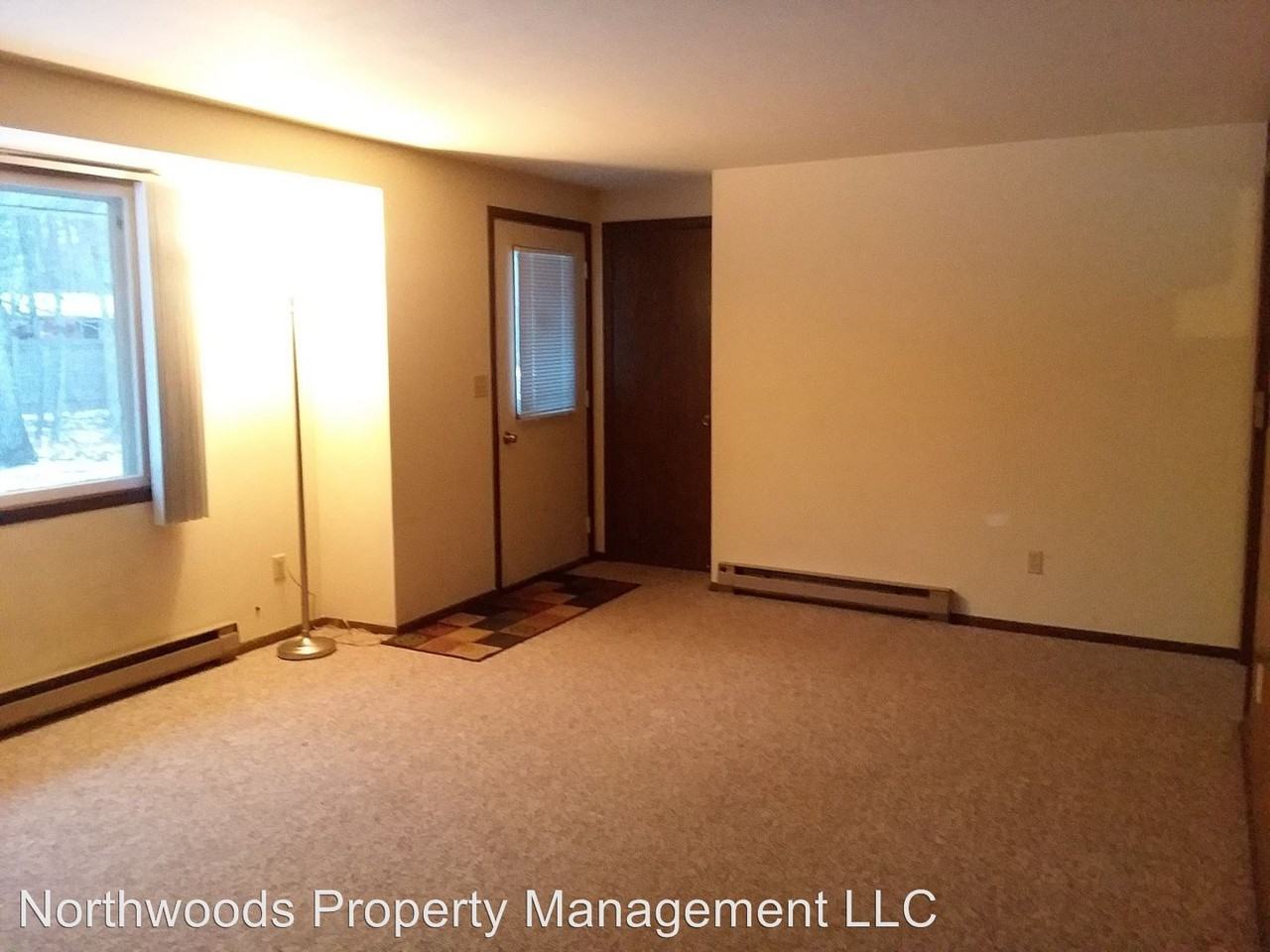 9144 Davies Rd - Photo 3 of 17