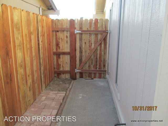 508 Hyacinth Ct - Photo 2 of 23