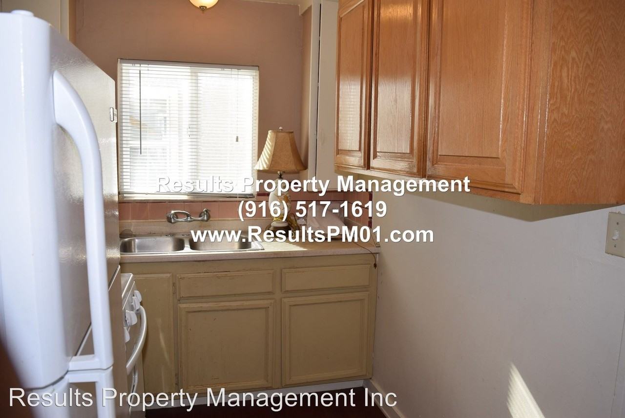 201 4th St - Photo 2 of 5