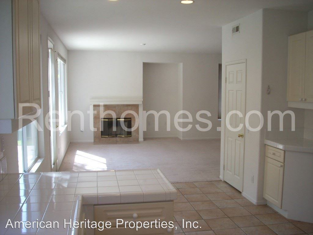 10669 Indigo Blossom Ln - Photo 3 of 8