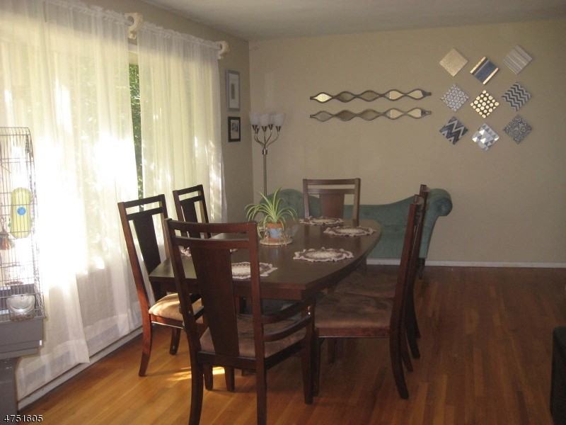 4 Ledgewood Rd - Photo 2 of 18