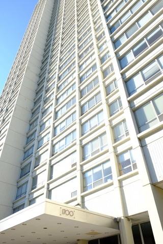 1700 E 56th St #1206