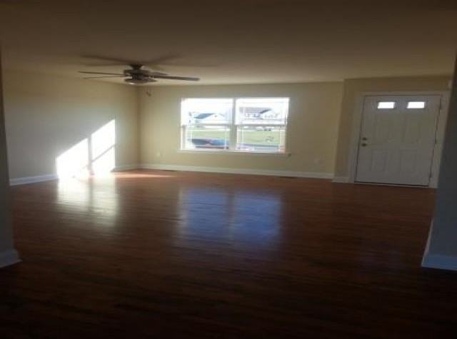 388 Northdown Dr - Photo 3 of 5