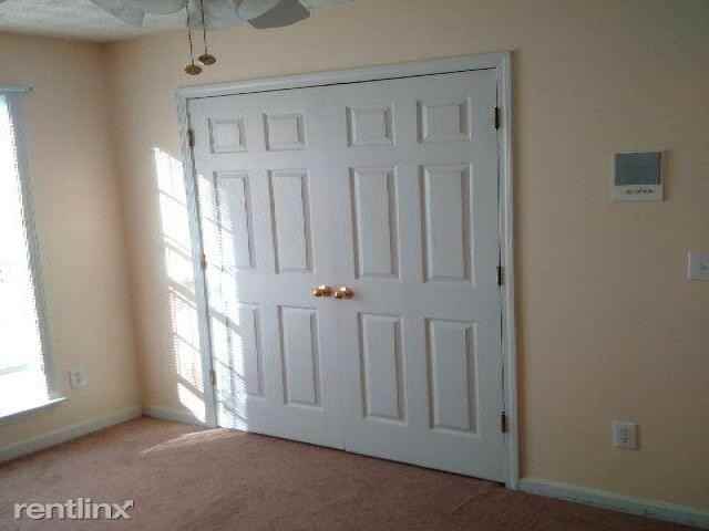 750 Legacy Pl SW - Photo 3 of 6