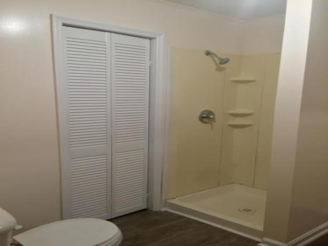 209 Rogers Ave - Photo 3 of 6