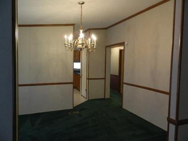 117 Lakeside St - Photo 3 of 6