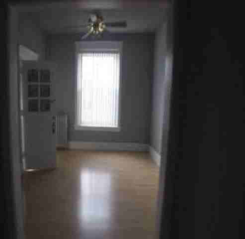 411 W 4th St - Photo 3 of 6