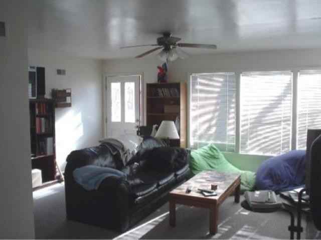 2253 Columbine Ave - Photo 2 of 6