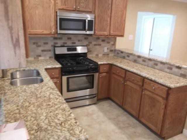 5504 Martel Ave - Photo 2 of 5