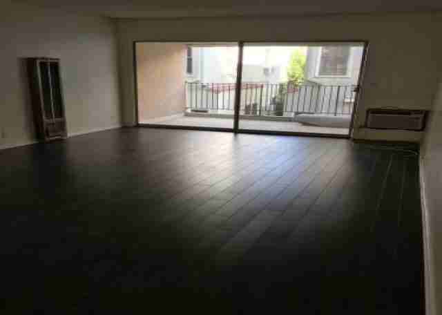 1820 Normandie Ave - Photo 2 of 6