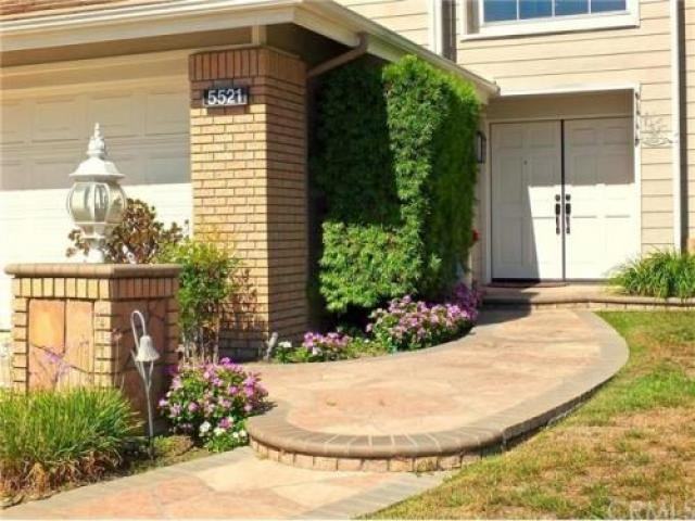 5521 Samantha Ave - Photo 3 of 6