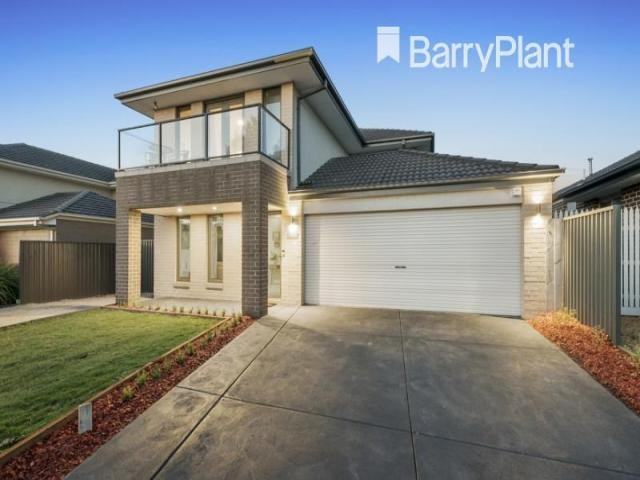 984 Springfield Dr - Photo 2 of 10