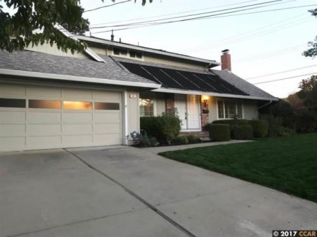 984 Springfield Dr - Photo 3 of 10