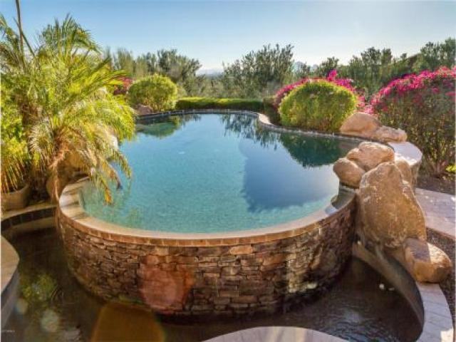 12807 N 117th St - Photo 3 of 6