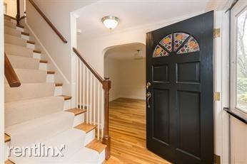 12 Constitution Rd - Photo 2 of 7