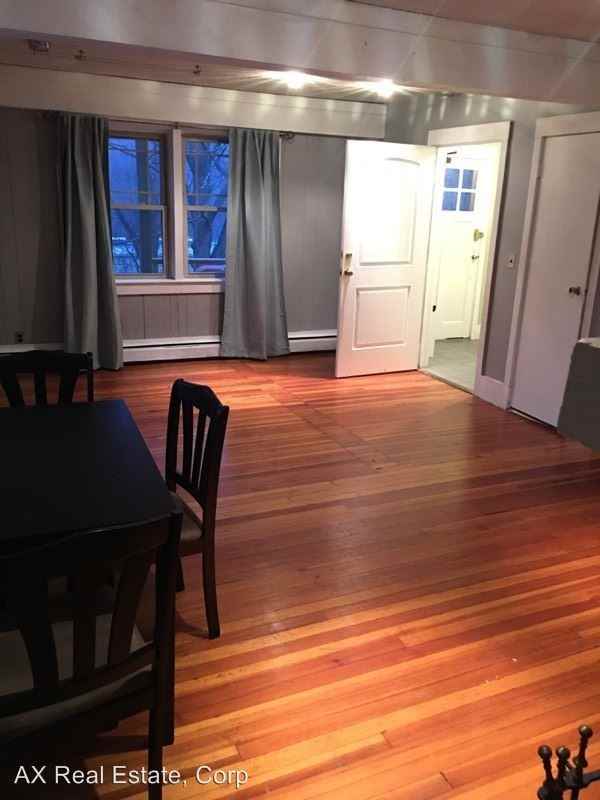 3902 Gomer Ct - Photo 3 of 8