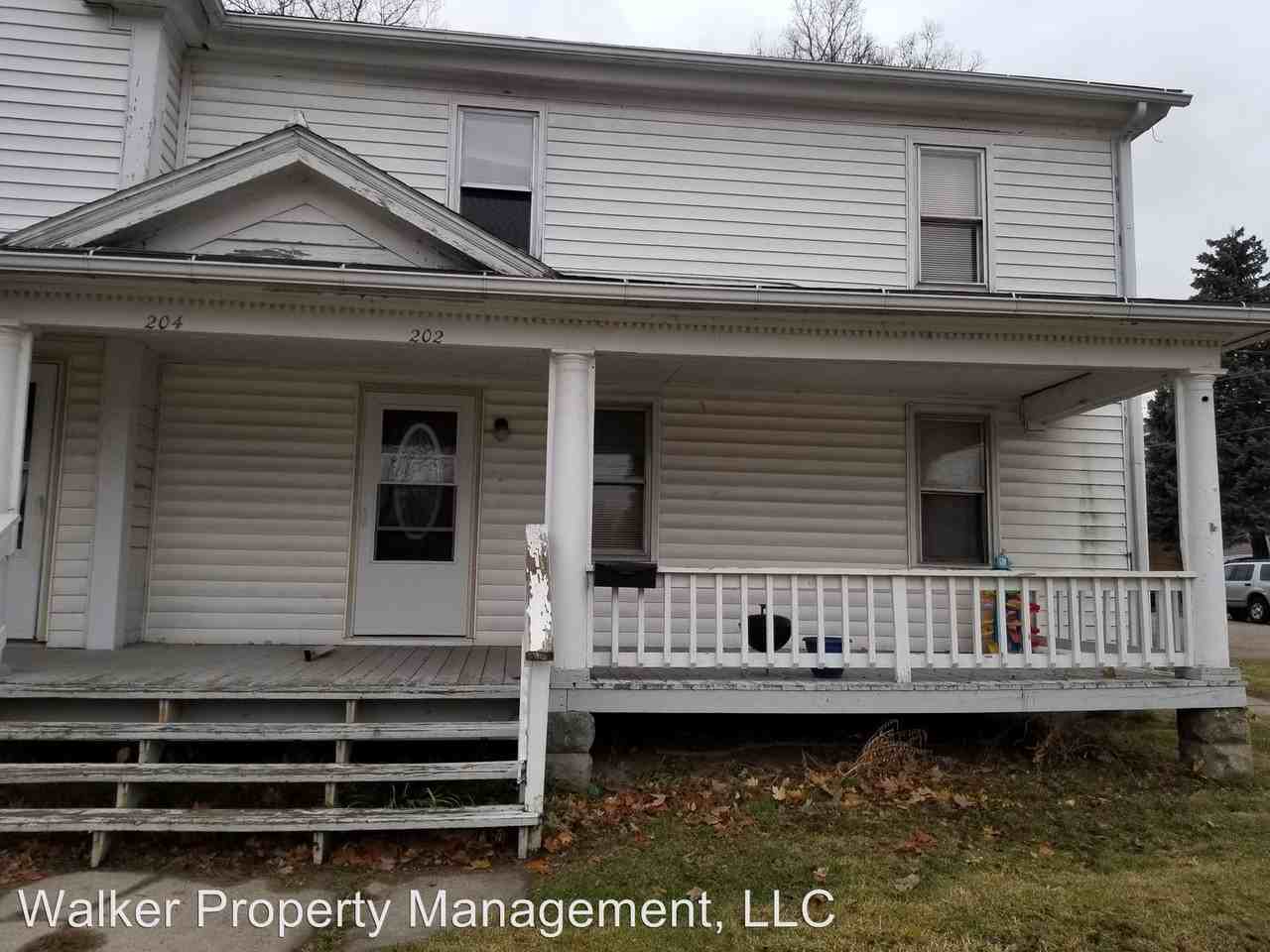 202-204 S. Academy St. - Photo 2 of 3