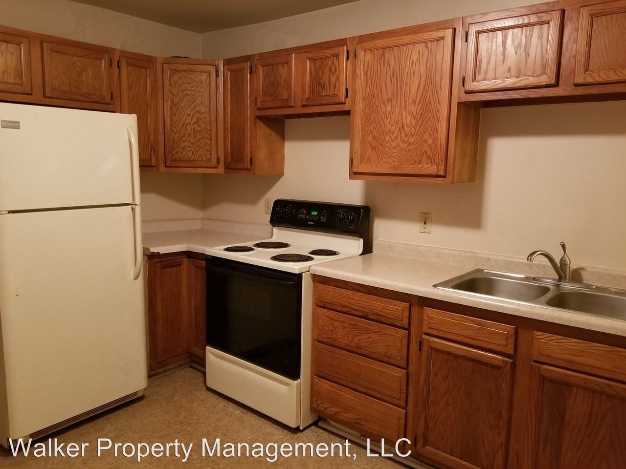 202-204 S. Academy St. - Photo 3 of 3