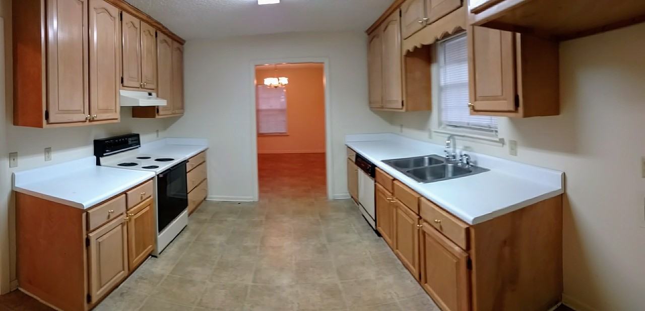 188 North Johnson Street - Photo 3 of 13