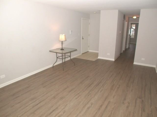 607 Berkley Ct #V1 - Photo 3 of 18