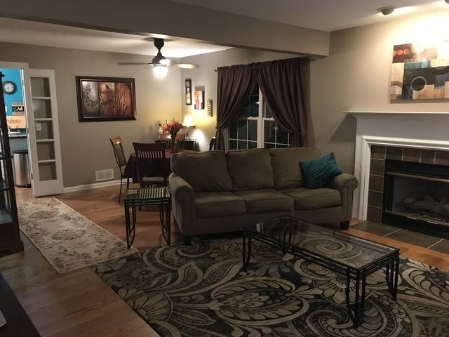 713 Tiffany Rd - Photo 3 of 19