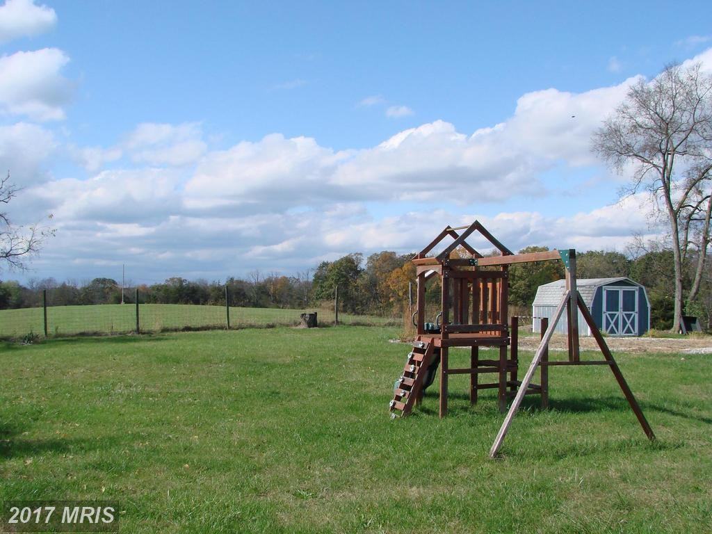 9239 Branch Rd - Photo 2 of 22