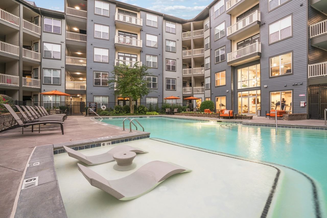 Two Blocks - Photo 3 of 32