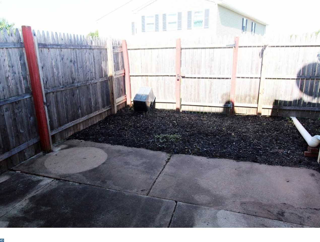193 Washington Ct - Photo 2 of 12
