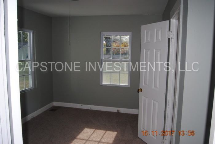 1950 Coley St SW - Photo 3 of 5