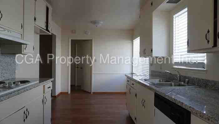 6124 Everest Way - Photo 2 of 25