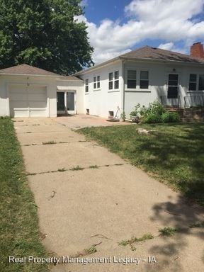 1402 Cedar St - Photo 2 of 13