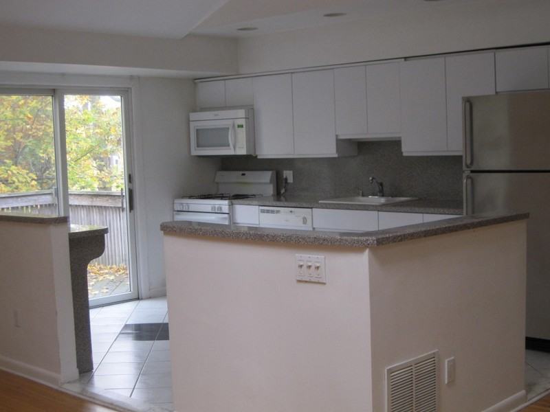 29 Gilbert Ct - Photo 2 of 13