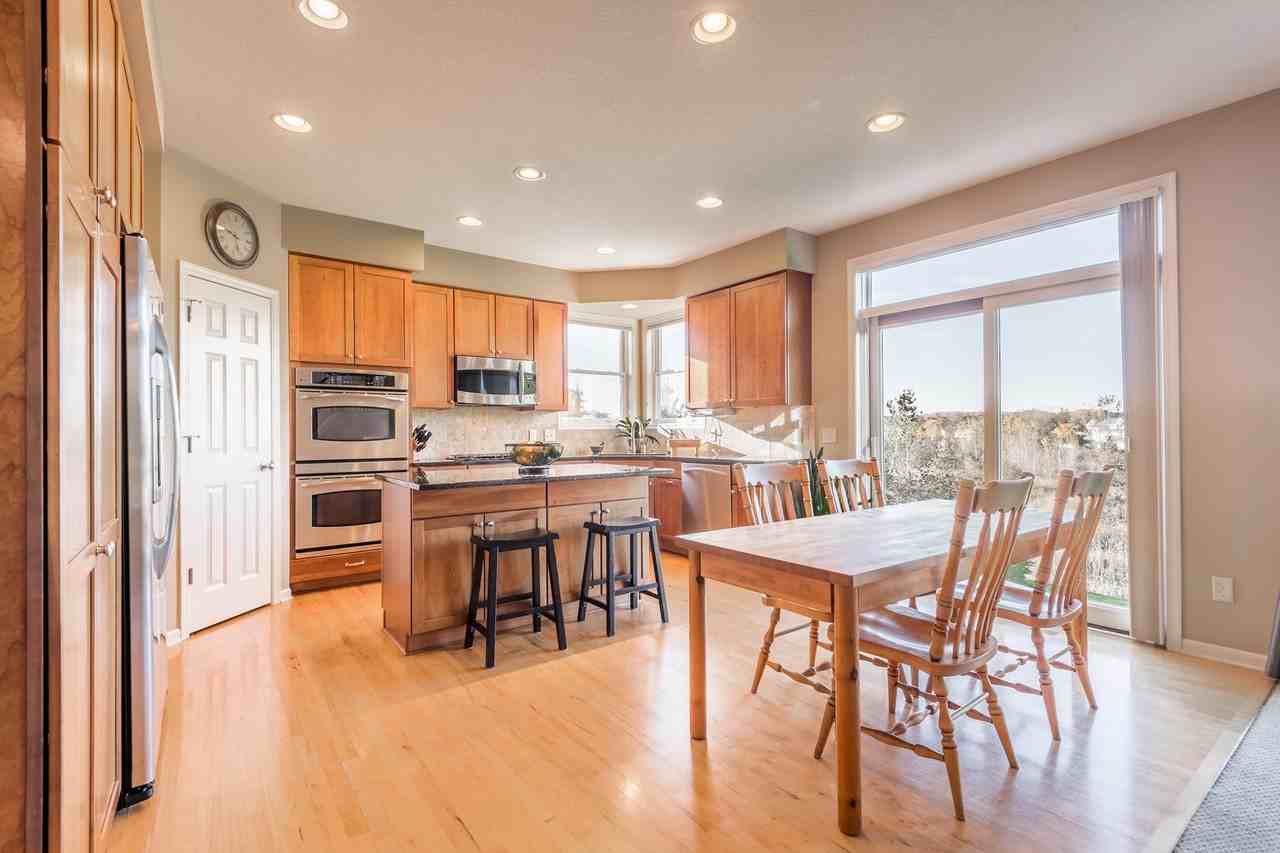 18285 Kingsway Path - Photo 3 of 24