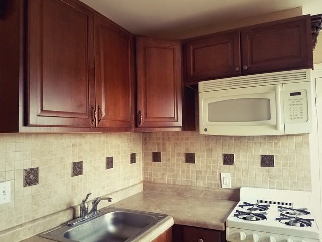 124 N Walkup Ave #3 - Photo 2 of 9