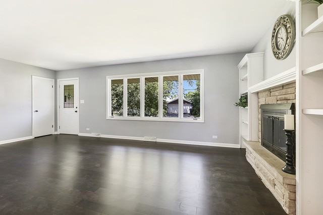 16037 Evans Ave - Photo 3 of 15