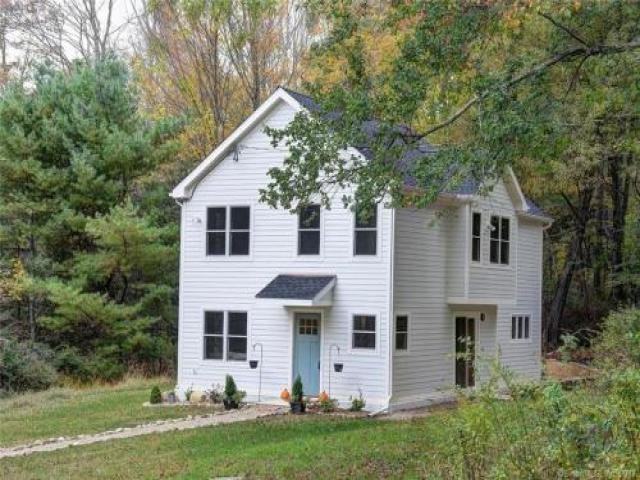 108 Sport Hill Rd - Photo 3 of 6