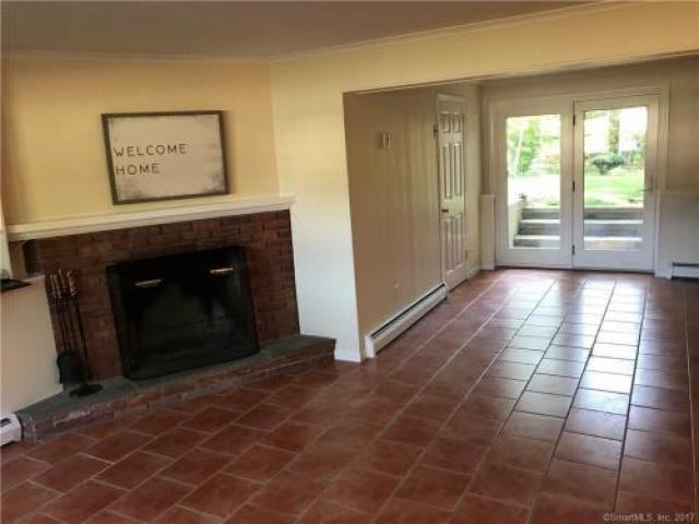 17 Cottontail Rd - Photo 3 of 6