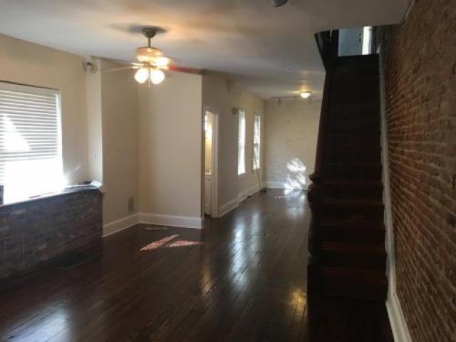 901 N Clayton St - Photo 2 of 6