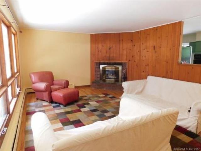 34 Woodland Dr - Photo 2 of 6