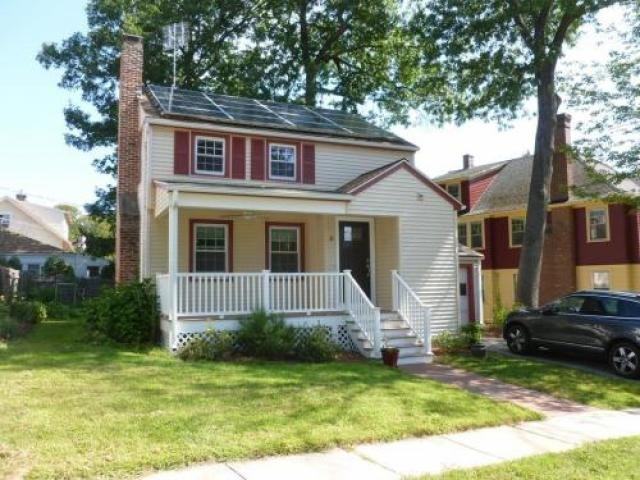 9 Edgewood St - Photo 2 of 6