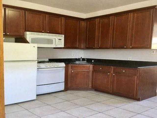 31-90 41st St - Photo 2 of 6