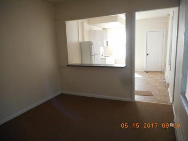 2625 Sloatfield Ave - Photo 3 of 6