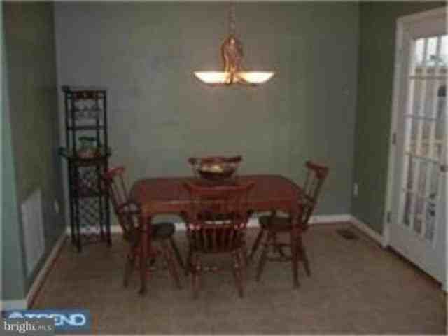 202 Jacks Way - Photo 3 of 6