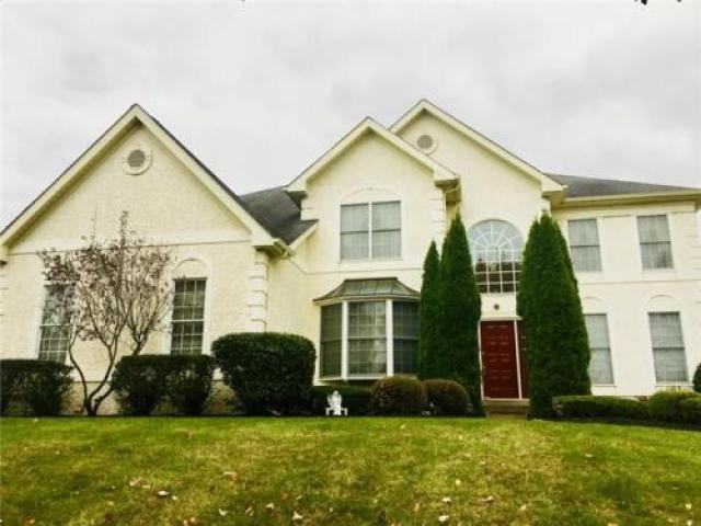 177 Thompson Dr - Photo 2 of 6