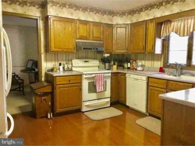 21 Hoylake Ct - Photo 2 of 6