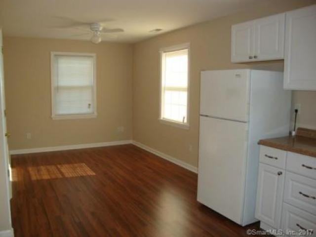 14 Percheron Dr - Photo 3 of 6