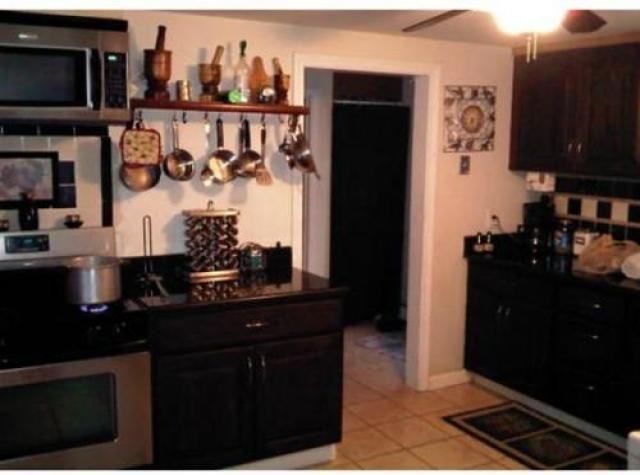 32 Dale Rd - Photo 2 of 6