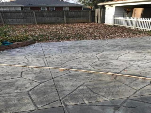 4321 Kinloch Rd - Photo 3 of 6